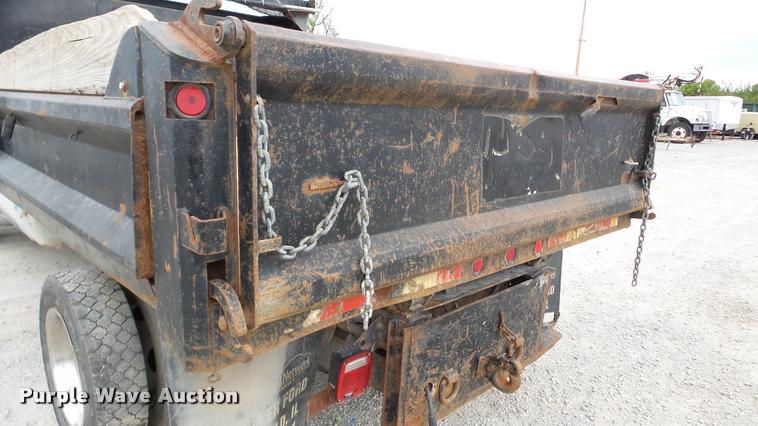 image for item DA2884 2005 Ford F450 Super Duty dump truck
