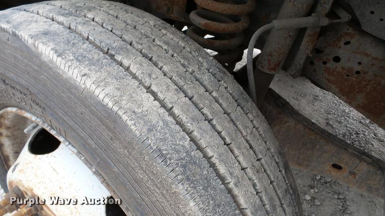 image for item DA2884 2005 Ford F450 Super Duty dump truck