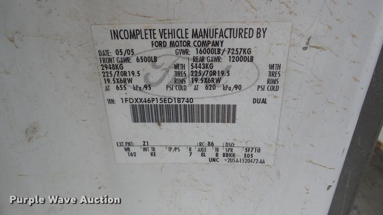 image for item DA2884 2005 Ford F450 Super Duty dump truck