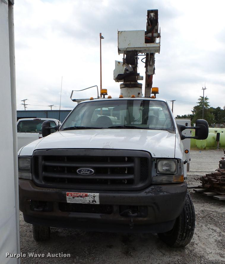 image for item DA2889 2002 Ford F550 Super Duty bucket truck