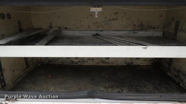 image for item DA2889 2002 Ford F550 Super Duty bucket truck