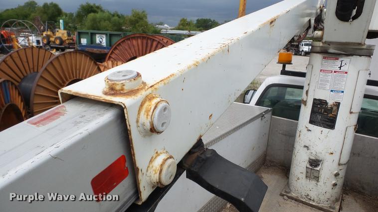 image for item DA2889 2002 Ford F550 Super Duty bucket truck