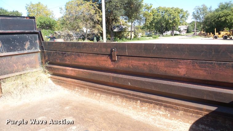 image for item DA2897 Crysteel dump bed