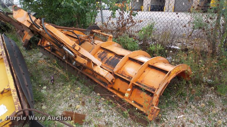 image for item DA8828 (2) snowplows