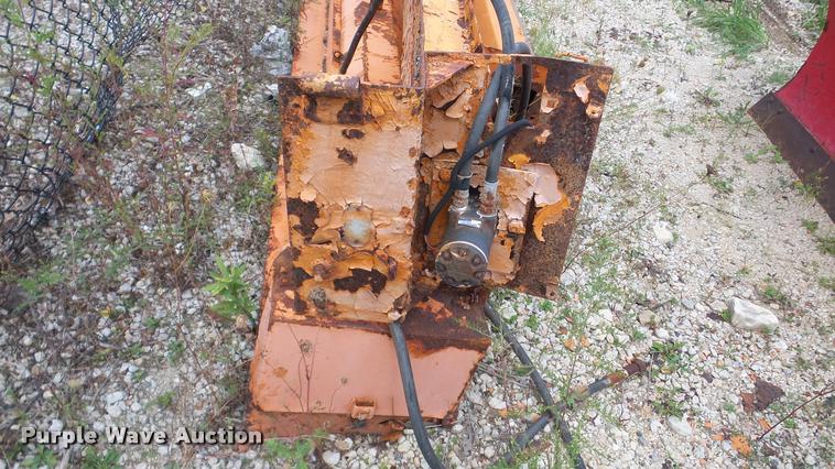 image for item DA8833 (3) tailgate salt spreaders