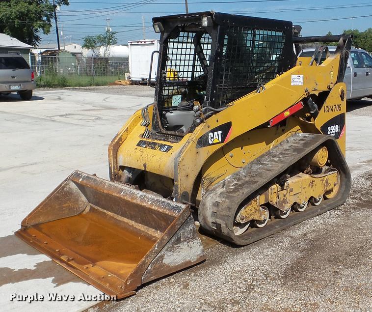 image for item DA8851 2011 Caterpillar 259B skid steer