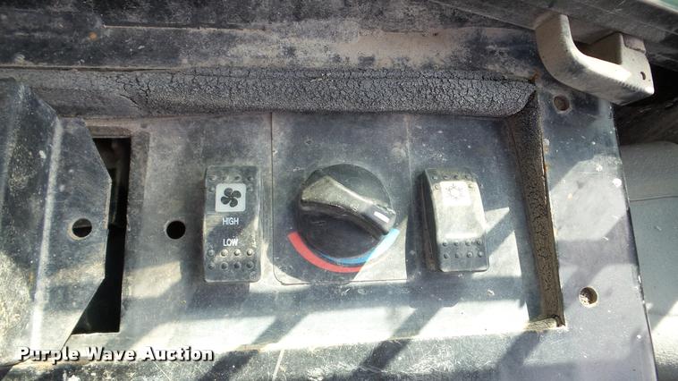 image for item DA8851 2011 Caterpillar 259B skid steer