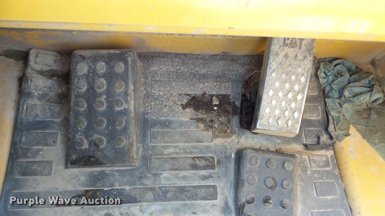 image for item DA8851 2011 Caterpillar 259B skid steer