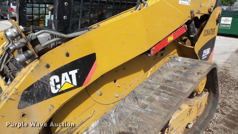 image for item DA8851 2011 Caterpillar 259B skid steer