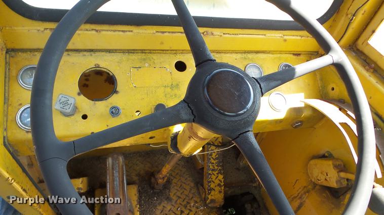 image for item DA8852 Hancock 292C elevating scraper