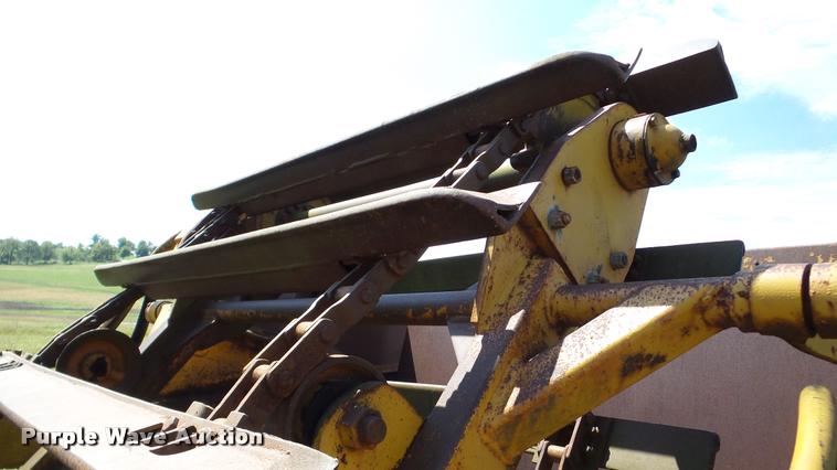 image for item DA8852 Hancock 292C elevating scraper