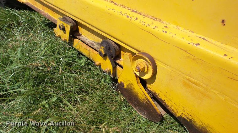 image for item DA8852 Hancock 292C elevating scraper