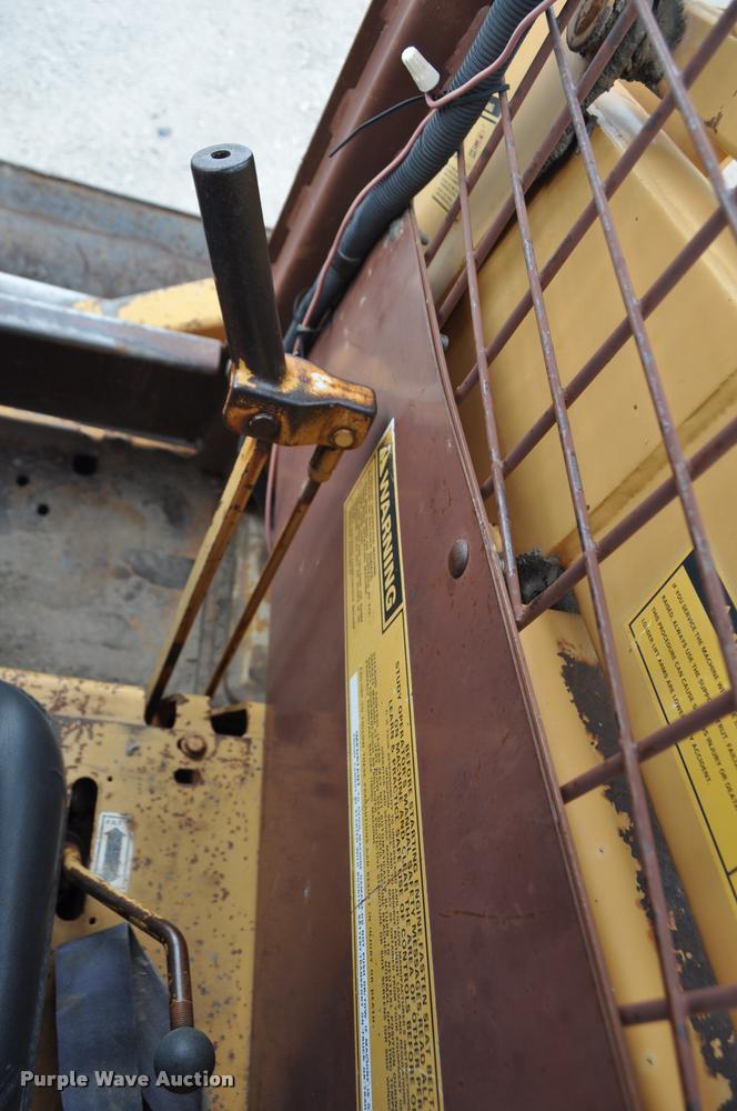 image for item G7480 1985 Case 1845B skid steer