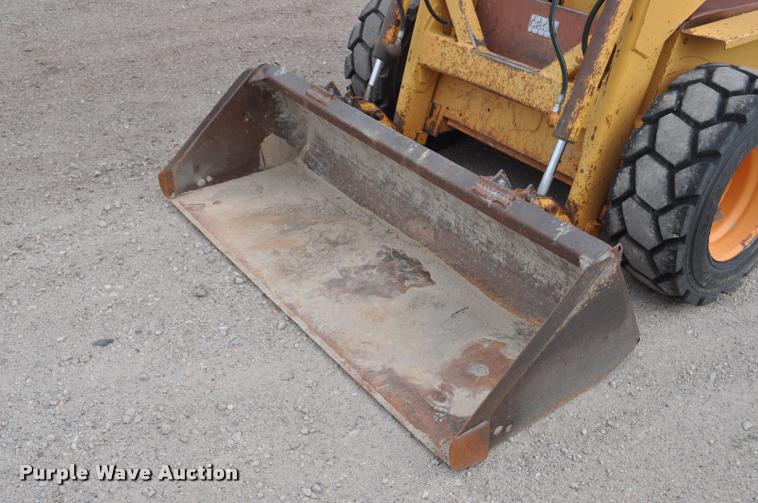 image for item G7480 1985 Case 1845B skid steer