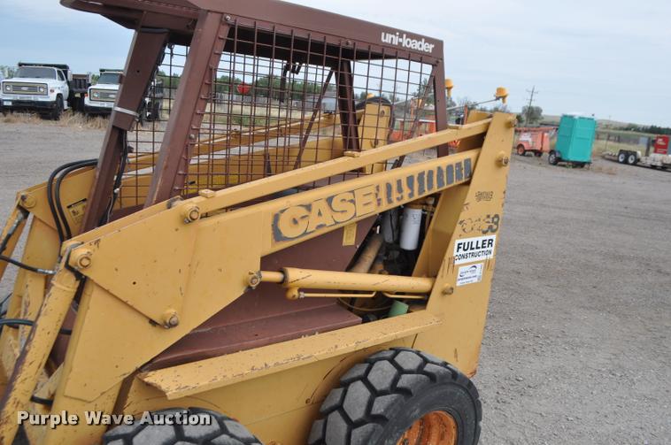 image for item G7480 1985 Case 1845B skid steer