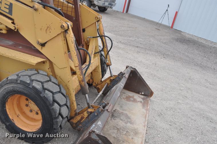 image for item G7480 1985 Case 1845B skid steer