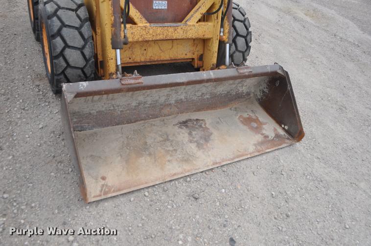 image for item G7480 1985 Case 1845B skid steer