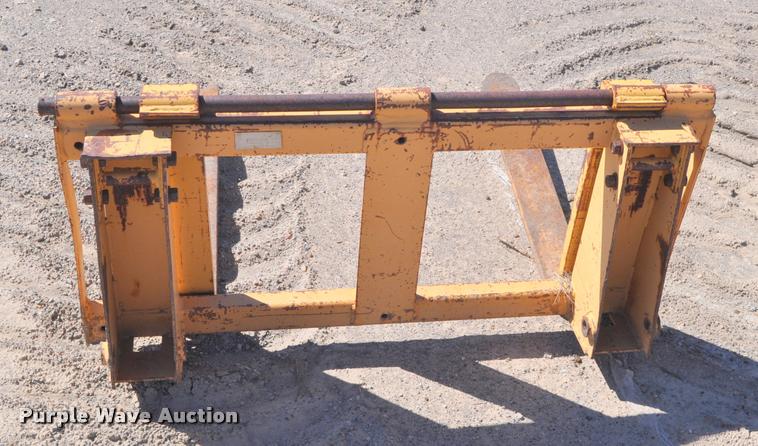 image for item G7480 1985 Case 1845B skid steer