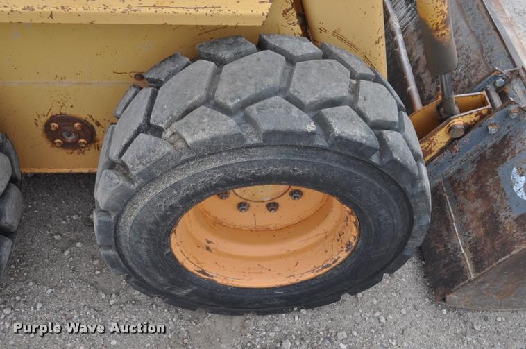 image for item G7480 1985 Case 1845B skid steer