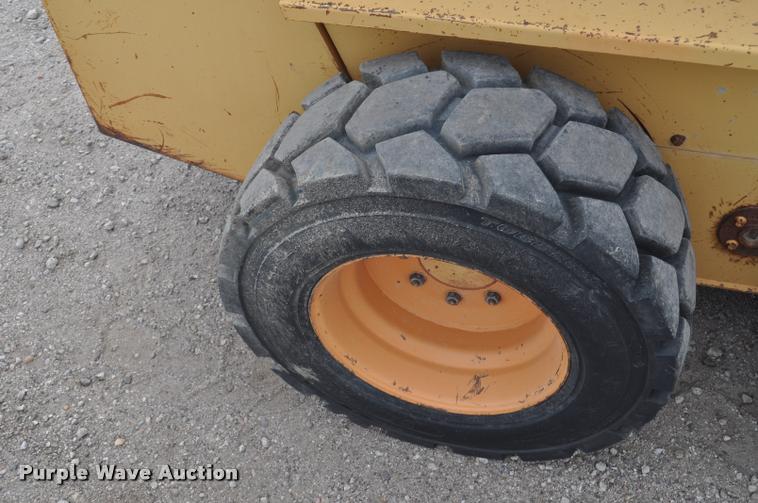 image for item G7480 1985 Case 1845B skid steer