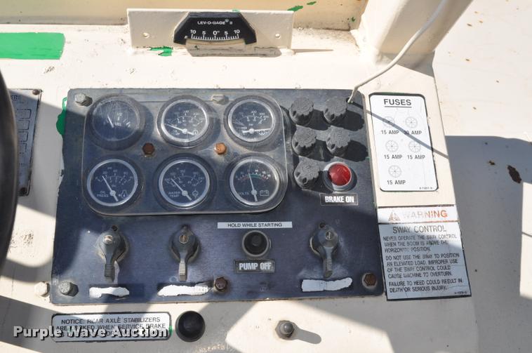 image for item G7481 Terex SS1048 telehandler