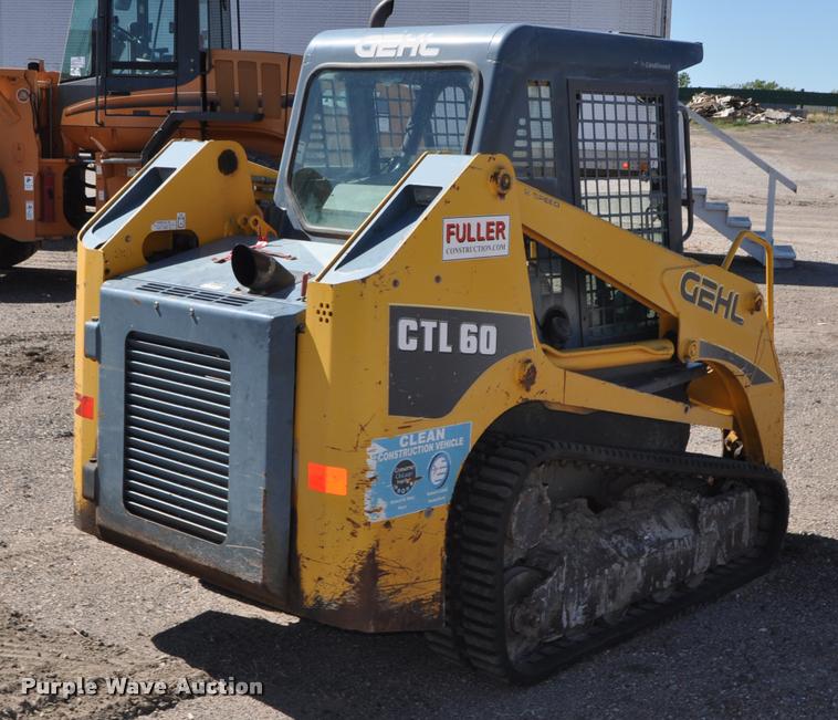 image for item G7488 2005 Gehl CTL60 skid steer