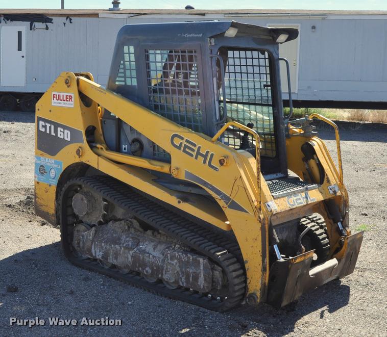 image for item G7488 2005 Gehl CTL60 skid steer