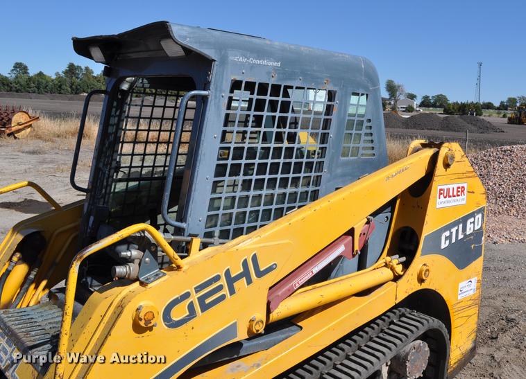 image for item G7488 2005 Gehl CTL60 skid steer