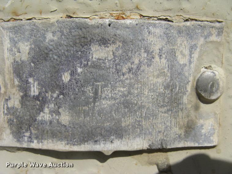 image for item J2760 Generator