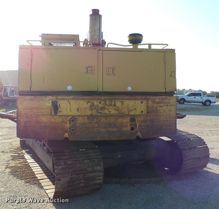 image for item K1132 1984 Caterpillar 225 excavator