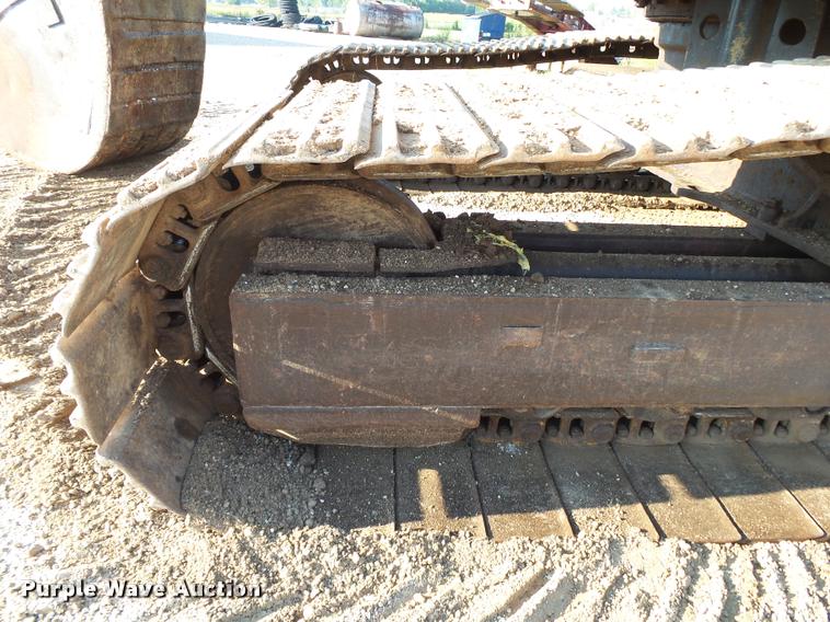 image for item K1132 1984 Caterpillar 225 excavator