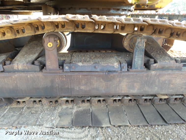 image for item K1132 1984 Caterpillar 225 excavator