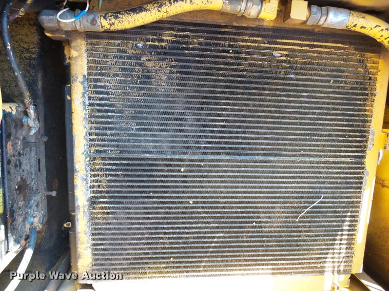 image for item K1132 1984 Caterpillar 225 excavator