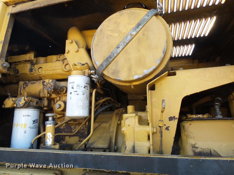 image for item K1132 1984 Caterpillar 225 excavator