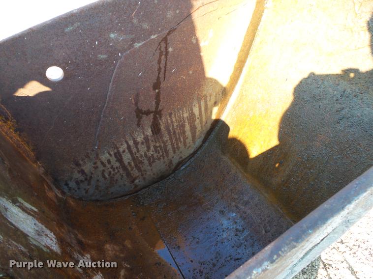 image for item K1132 1984 Caterpillar 225 excavator