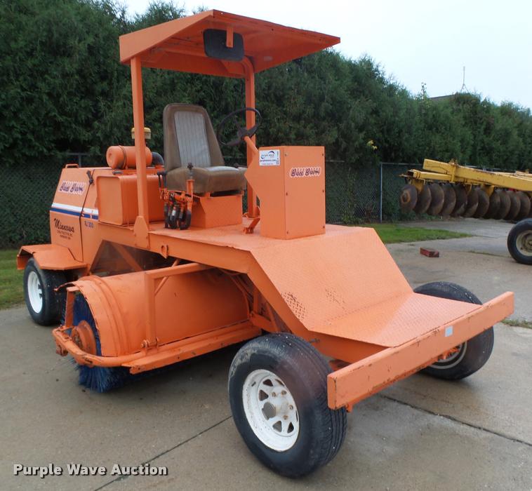 image for item K1486 Broce RJ300 broom