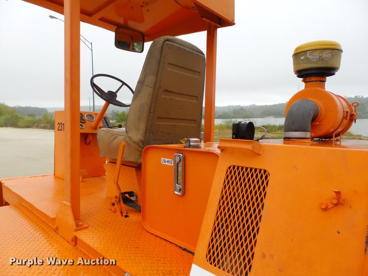 image for item K1486 Broce RJ300 broom