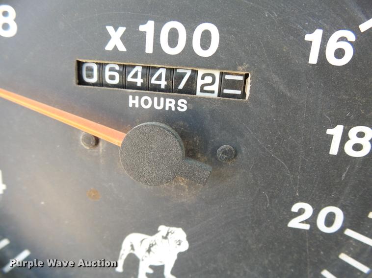 image for item K3172 1990 Mack CH613 semi truck