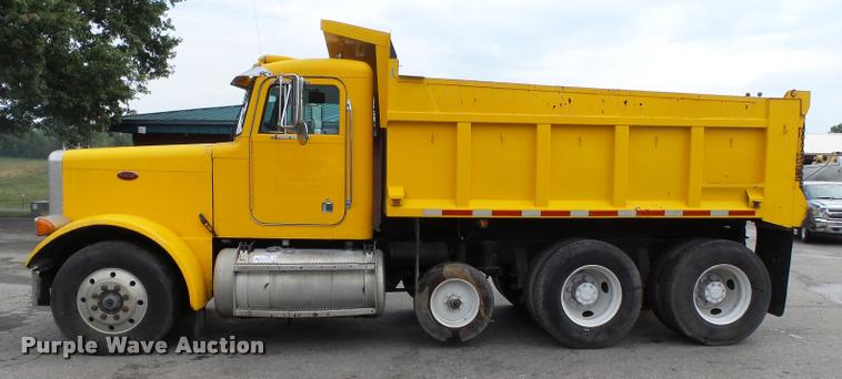 image for item K3472 1989 Peterbilt 379 dump truck