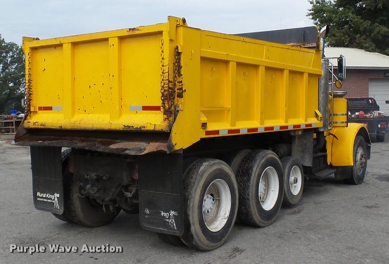 image for item K3472 1989 Peterbilt 379 dump truck