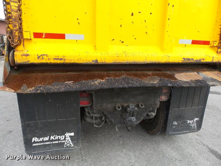 image for item K3472 1989 Peterbilt 379 dump truck