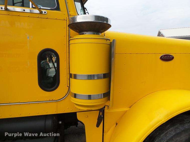 image for item K3472 1989 Peterbilt 379 dump truck