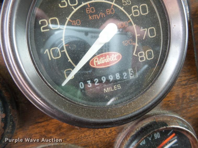 image for item K3472 1989 Peterbilt 379 dump truck