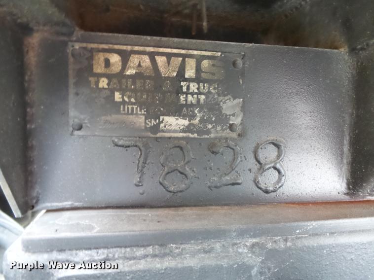 image for item K3472 1989 Peterbilt 379 dump truck