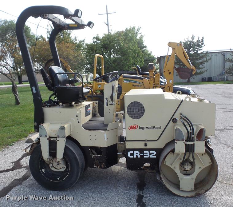 image for item K3504 2000 Ingersoll Rand CR-32 combination roller