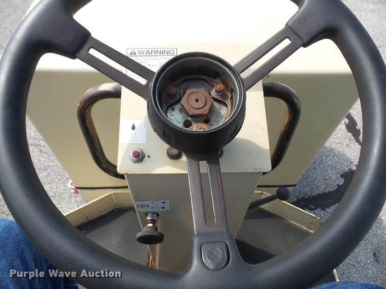 image for item K3504 2000 Ingersoll Rand CR-32 combination roller