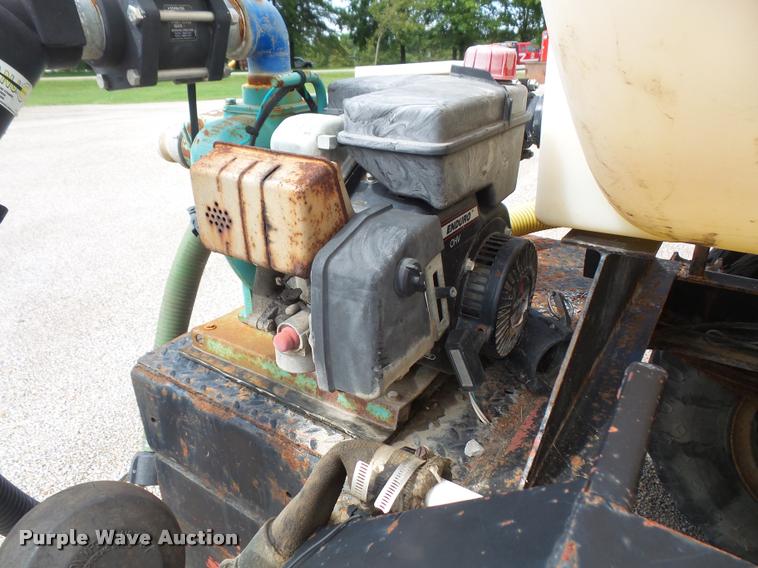 image for item K3516 1978 Ford F700 tank truck