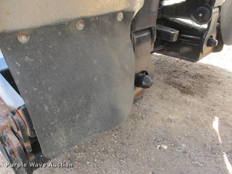 image for item K4207 2014 Towmaster T-110DTG lowboy equipment trailer