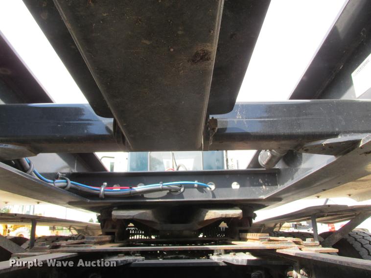 image for item K4207 2014 Towmaster T-110DTG lowboy equipment trailer