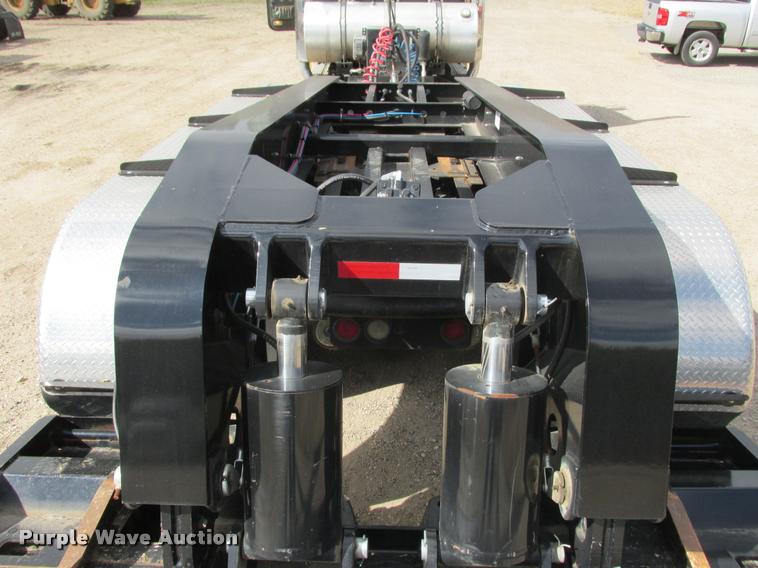 image for item K4207 2014 Towmaster T-110DTG lowboy equipment trailer